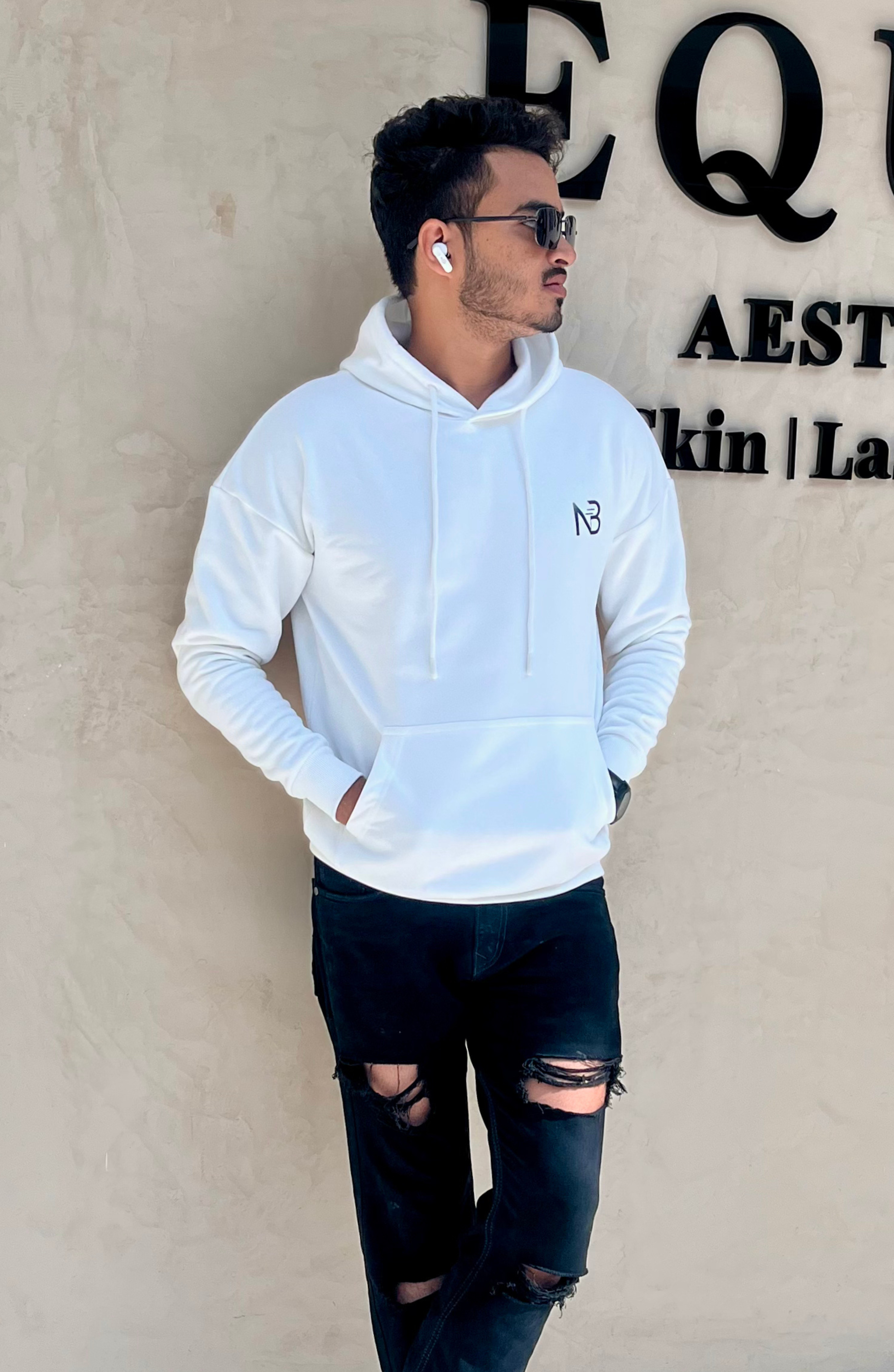 Men's Oversized Hooded Sweatshirt in Premium Cotton for Comfort and Style