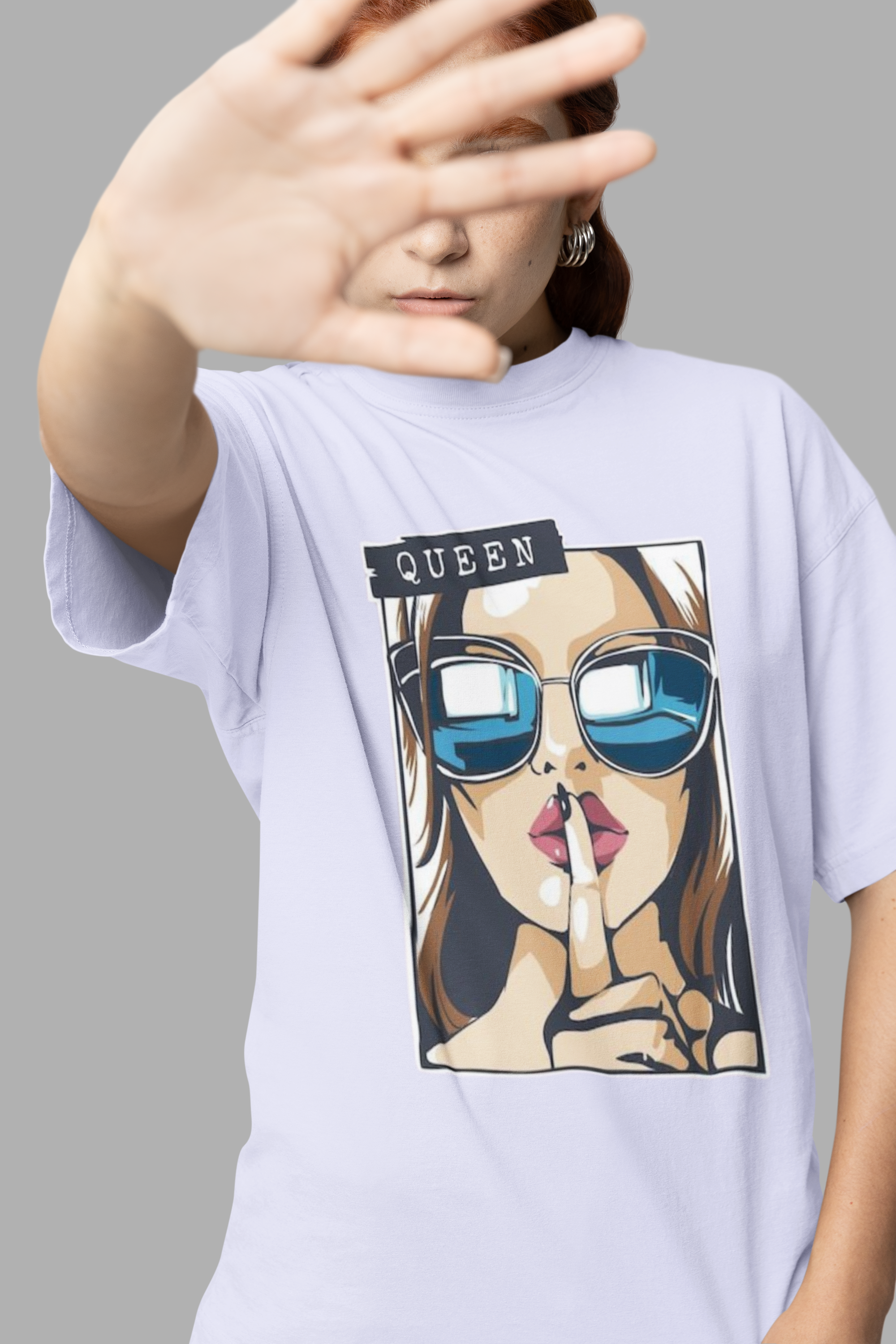 Queen Oversized T-Shirt for Women – Comfort Meets Style.